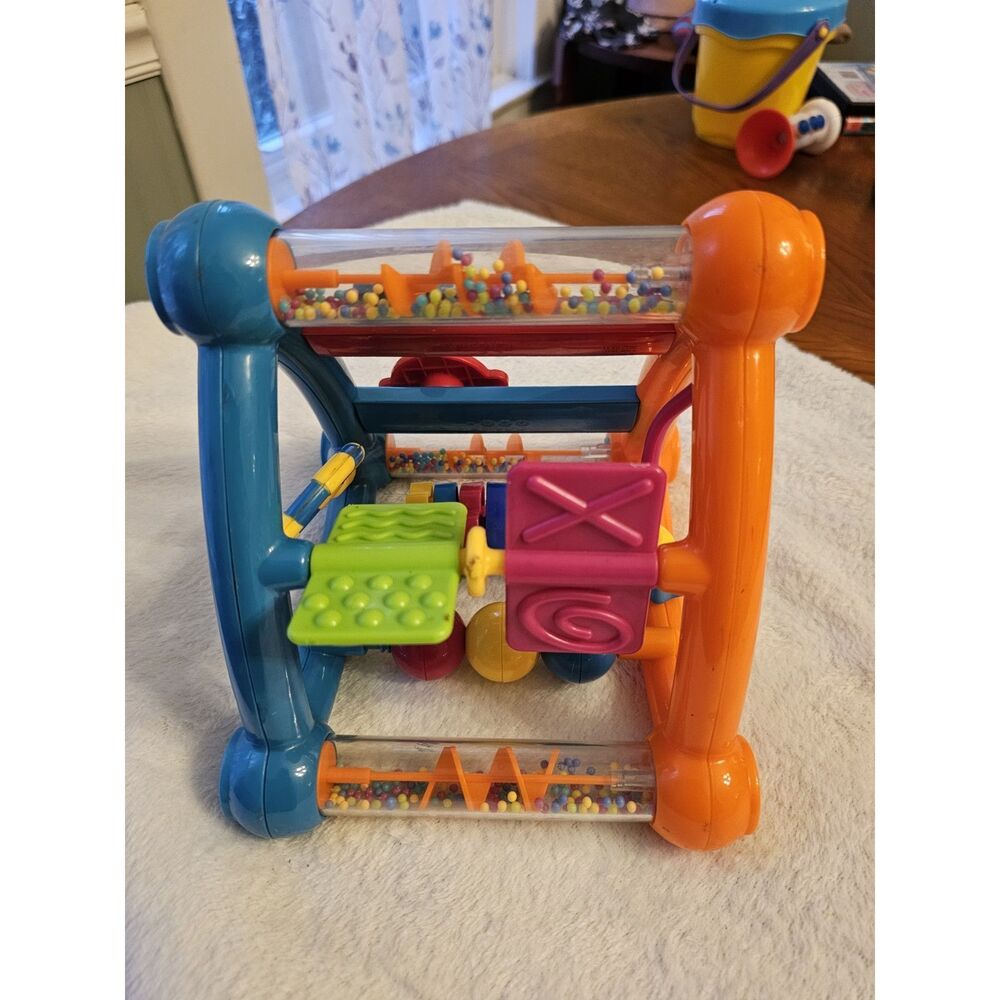 Vintage Infantino Flip & Spin Activity Triangle Sensory Motor Development Toy